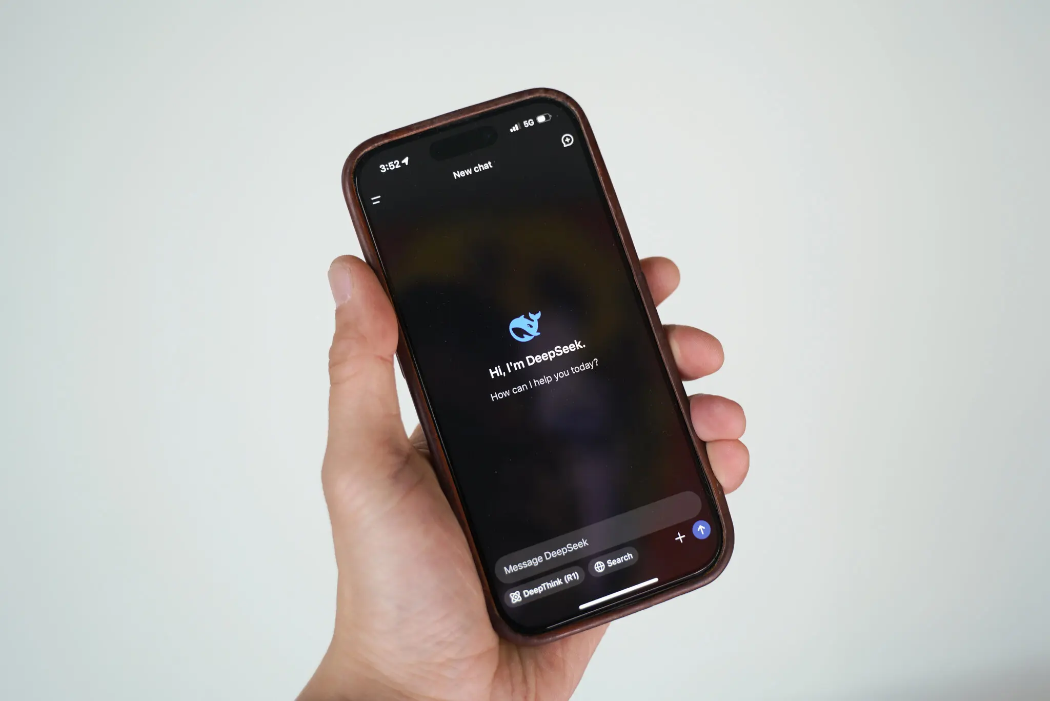 DeepSeek – прорив Китаю в штучному інтелекті. Але чи дозволить Компартія йому процвітати?